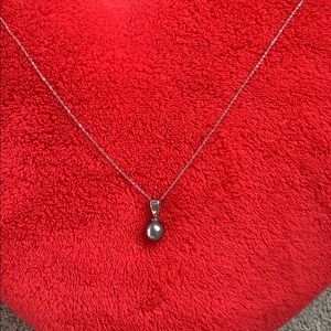 Pearl necklace with 14k white gold chain